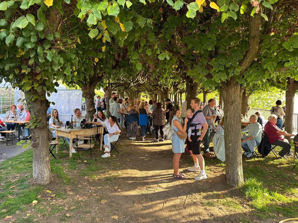 Bilder zum Porzer Weinfest 2026 der KG Porzer Stadtgarde e. V.